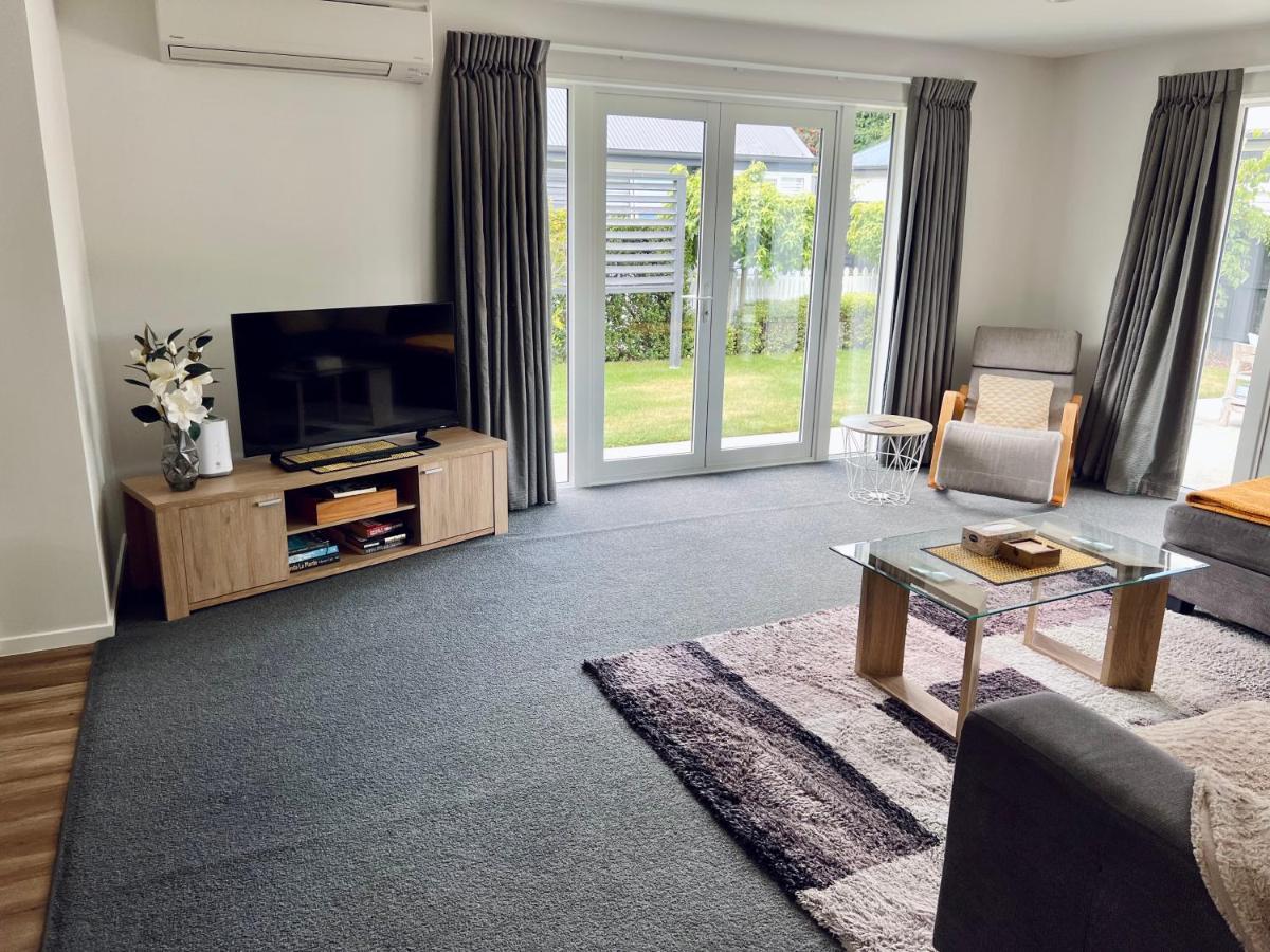 Cottage On Harrogate 汉默温泉 外观 照片